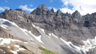 スイスの活発な地殻変動地域サルドナ（世界遺産）