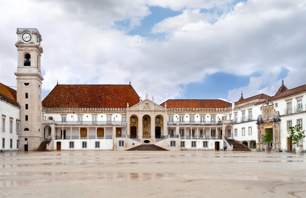 図書館好きにはたまらない！ポルトガルの世界遺産コインブラ大学 – skyticket 観光ガイド