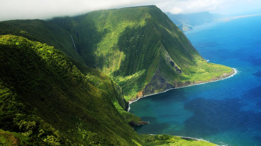 展望台で大自然を満喫！ハワイのモロカイ島を回るおすすめプランをご紹介