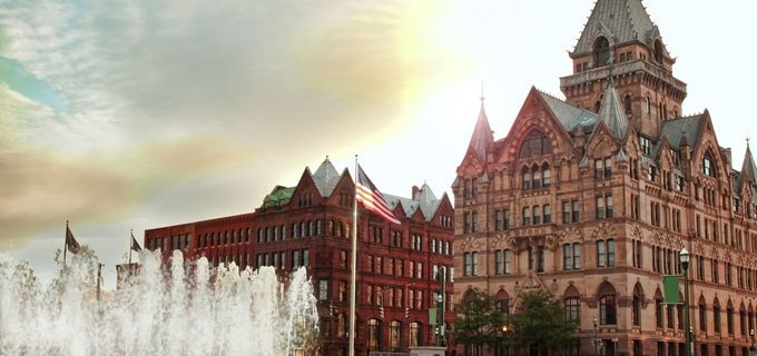 シラキュース（シラキューズ）