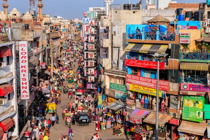 インドのアーユルベーダ有名店や巨大モールでショッピングを楽しもう！