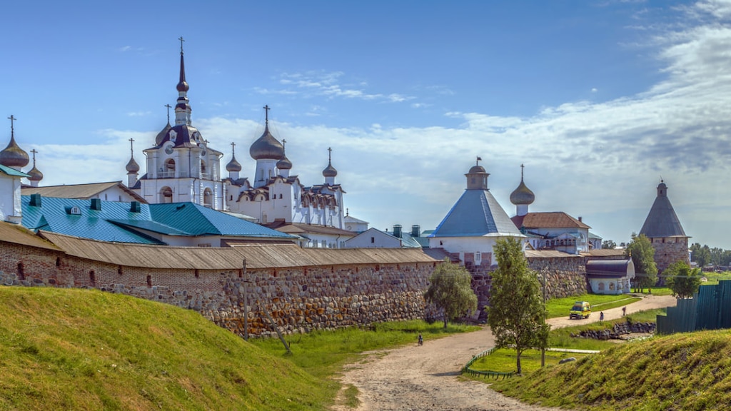 ロシア北部の聖地！ソロヴェツキーの歴史と遺産を堪能する観光スポット