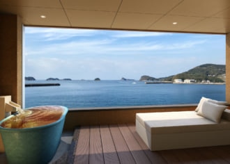 玄界灘の海原が広がる