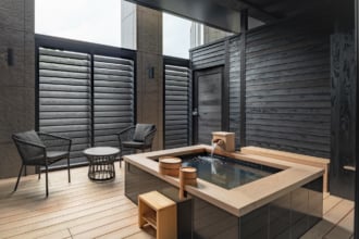 客室に露天風呂がついている