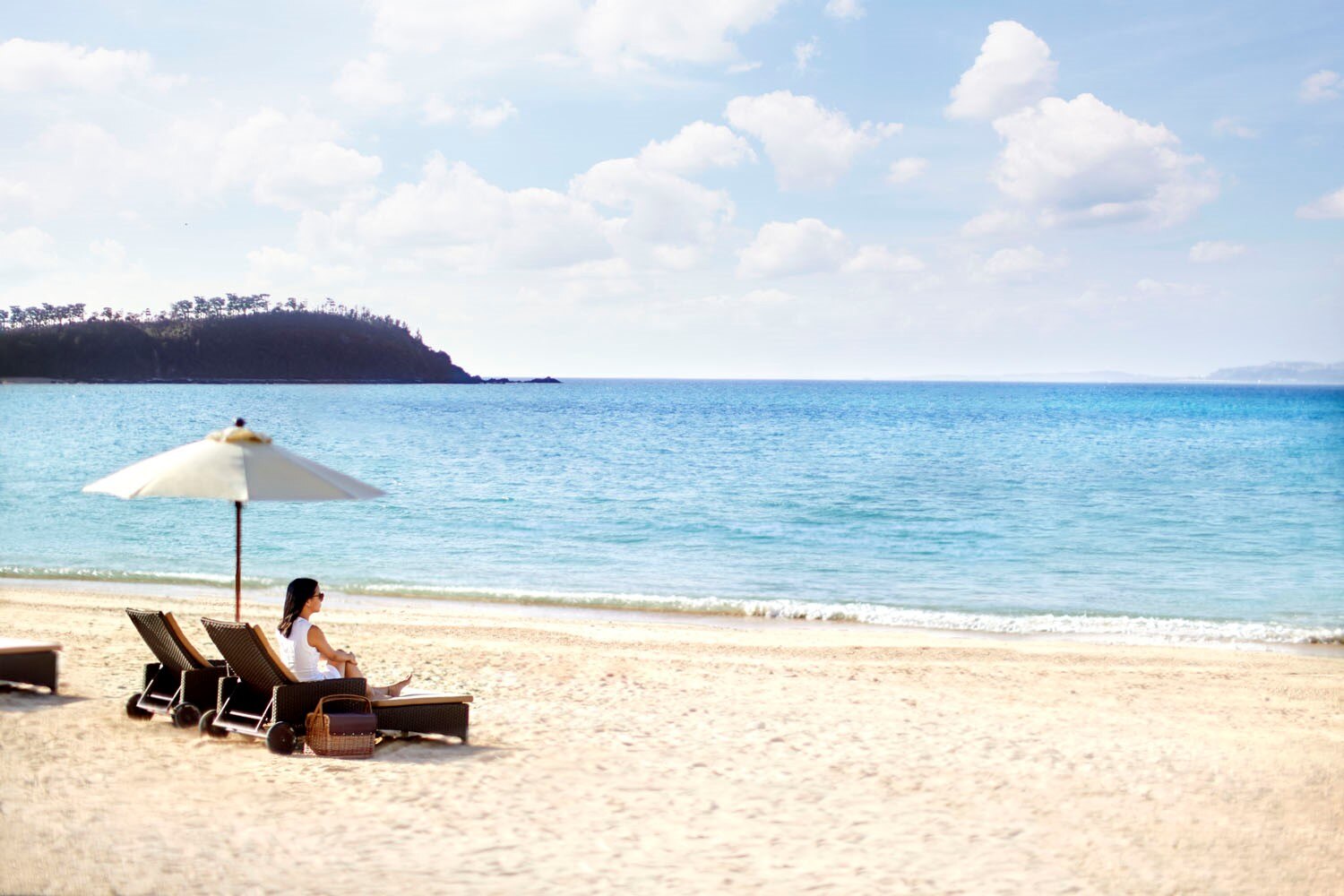 ザ リッツ カールトン沖縄が宿泊客専用プライベートビーチを4月1日にオープン Skyticket 観光ガイド