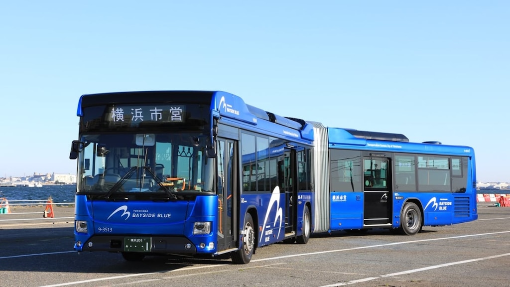 横浜ベイサイドエリアに観光向け連接バス「BAYSIDE BLUE(ベイサイドブルー)」登場！