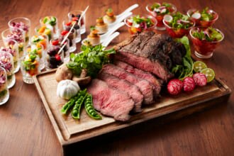 肉汁があふれるローストビーフが食べ放題。