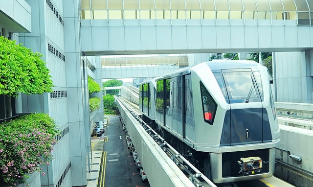 シンガポール・チャンギ国際空港から、電車で市内へアクセスする方法