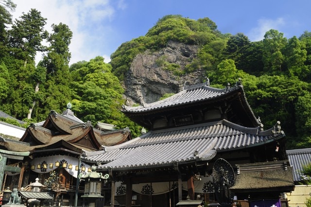 「生駒の聖天さん」と親しまれる宝山寺。修行僧の歴史に触れる観光の旅7選
