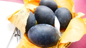 大涌谷の黒たまご