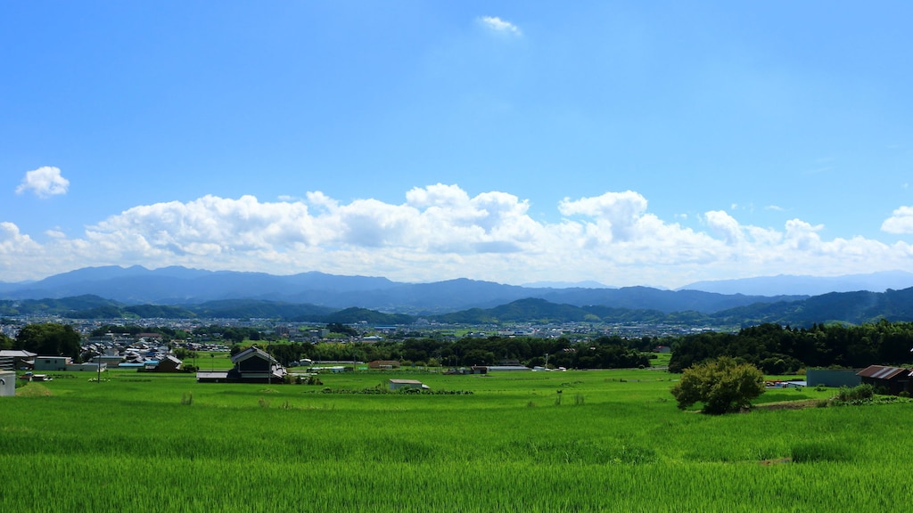 葛城山と金剛山の麓・神話と薬の歴史にあふれる奈良県御所市の観光名所5選