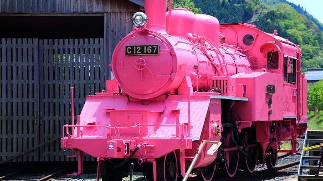 鳥取県八頭郡の観光スポット7選。ピンクに染まって恋する観光！