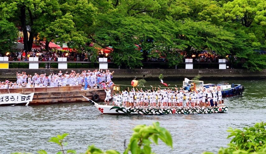 日本三大祭りの一つ天神祭を楽しむ！大阪府大阪市のお祭りをご紹介！