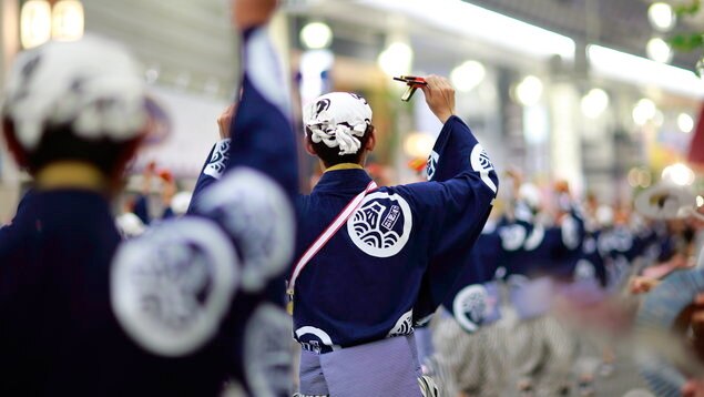 鳴子の音が心に響く！よさこい踊りの本家本元高知県高知市のお祭り3選！