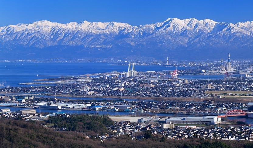海 山 綺麗な景色の宝庫 富山県のドライブコースをご紹介 Skyticket 観光ガイド