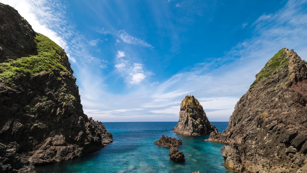 限りなく透明で美しい奥尻ブルーがTwitterで話題に…奥尻島の行き方、観光名所は？