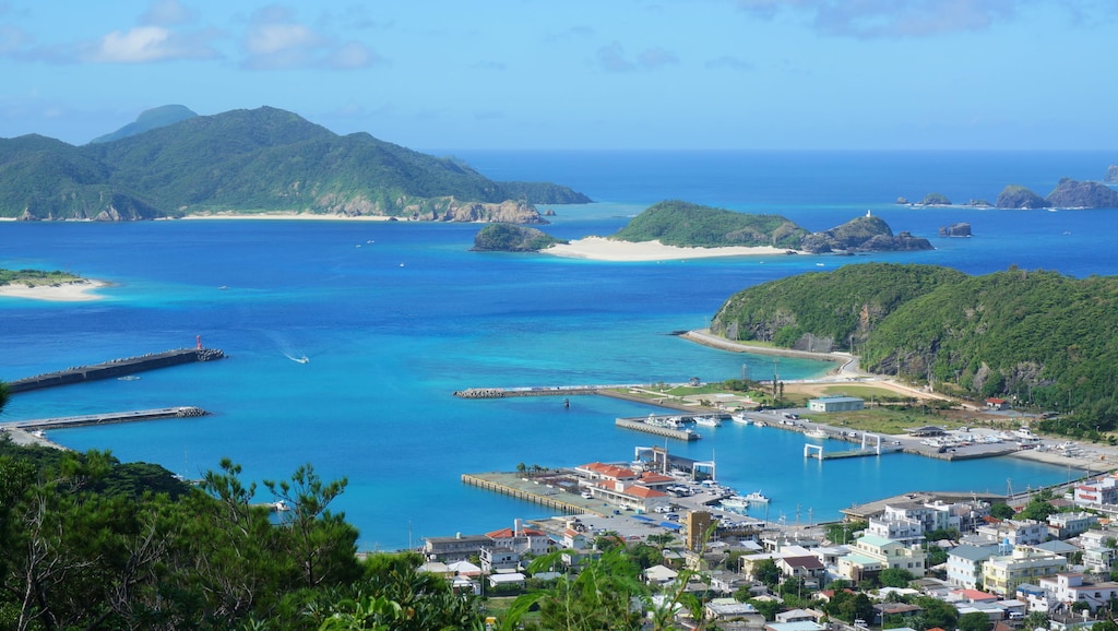 沖縄県座間味島周辺のおすすめホテル｜ケラマブルーの海を堪能できる島