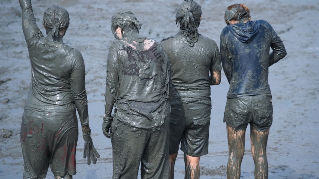 【佐賀県】鹿島ガタリンピック|6月開催の泥と熱気あふれる大イベント！