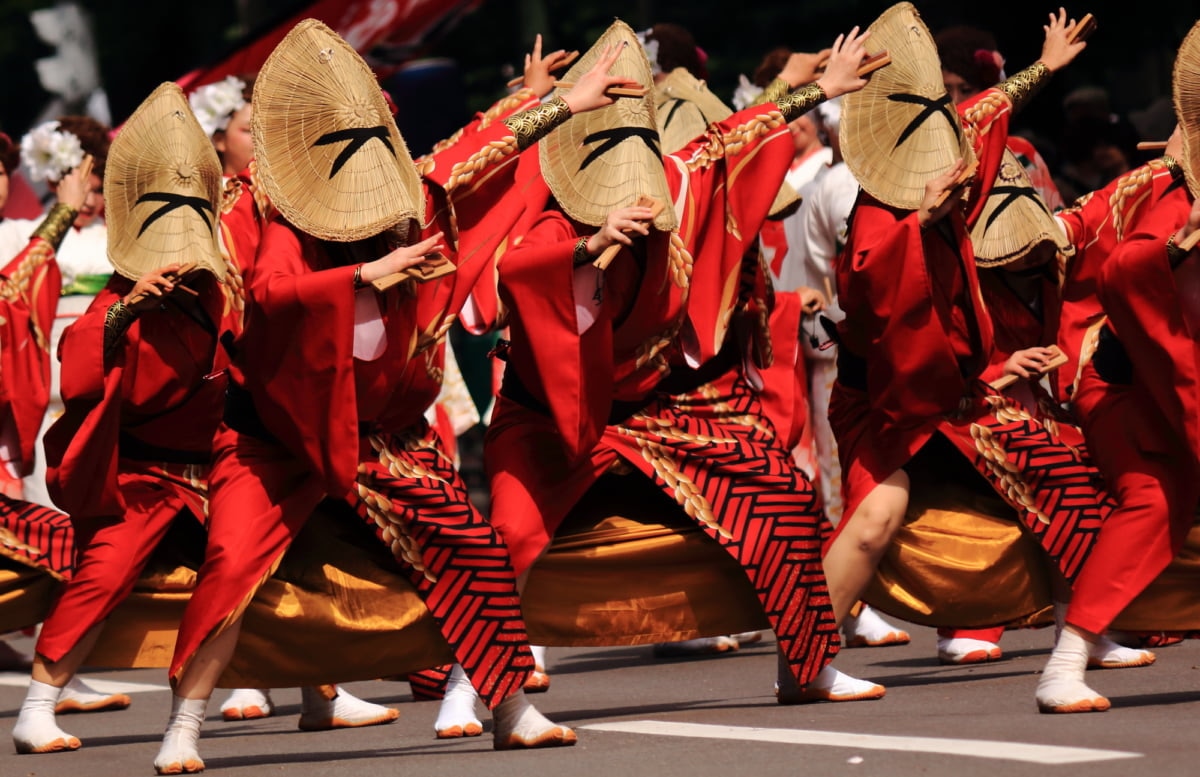 北海道】YOSAKOIソーラン祭りとは？6月に踊りを200万人が参加・鑑賞