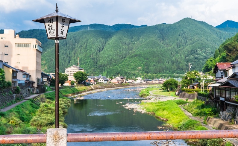 山々に囲まれた自然豊かな日本の真ん中 岐阜県をドライブしてみよう Skyticket 観光ガイド