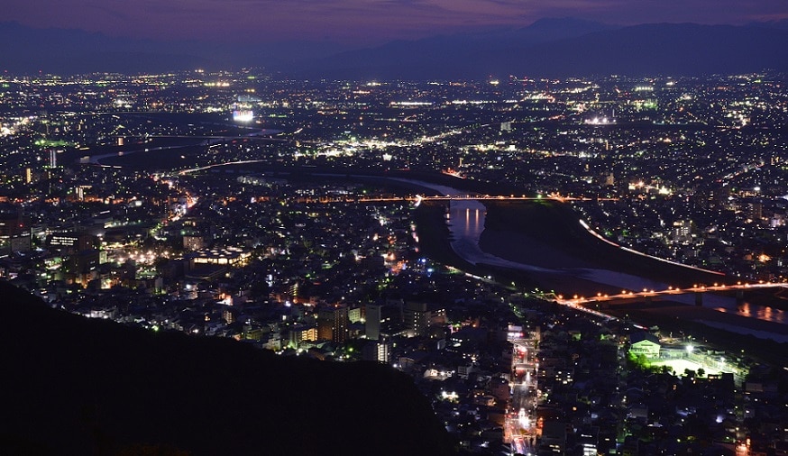 東海地方でもトップクラスの夜景が見られる岐阜県のおすすめ夜景スポット