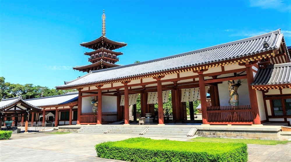 奈良の世界遺産「薬師寺」で1300年の歴史を感じる旅へ！
