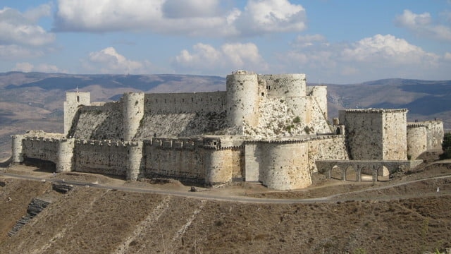 十字軍の歴史を物語る世界遺産！クラック・デ・シュヴァリエとサラディン城