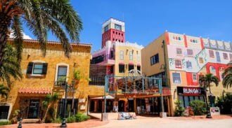 沖縄　アメリカンビレッジ