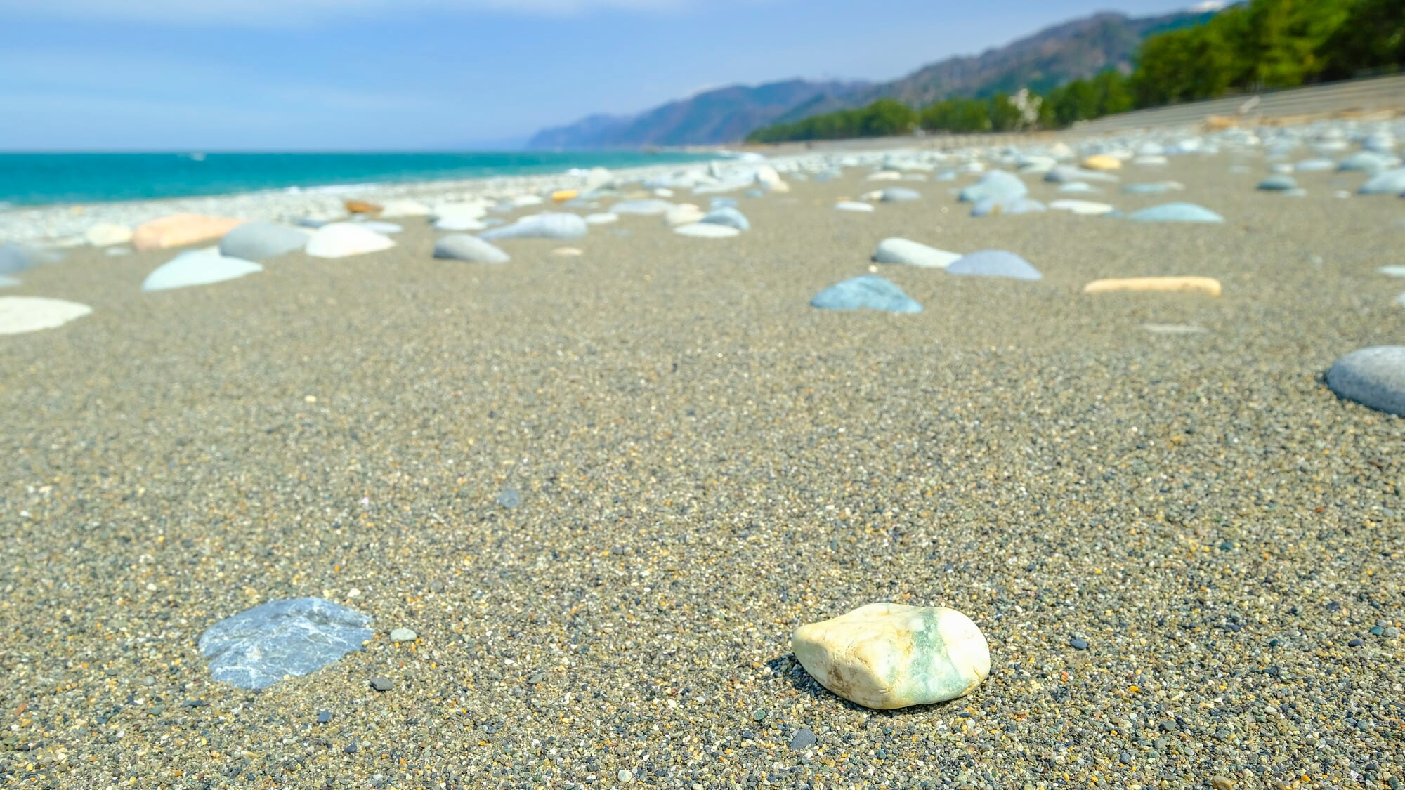 在庫あり 即納 追加画像 越中宮崎海岸採取 糸魚川 海中翡翠 透過良 