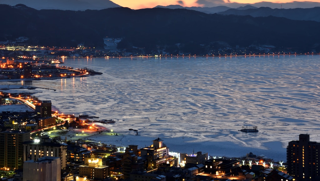 長野県諏訪市を旅するならこのホテル！温泉と湖の街でおすすめの10選を紹介