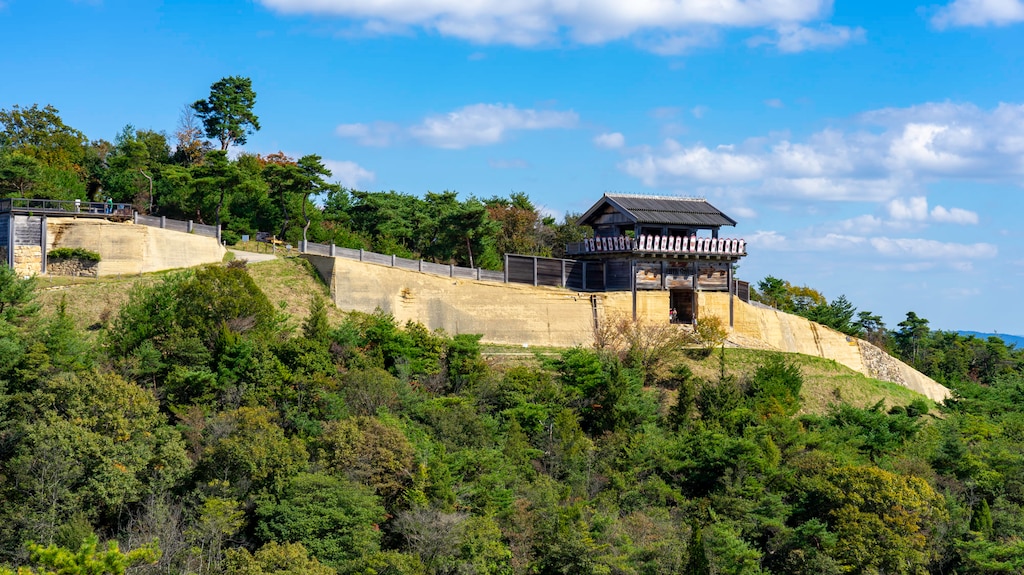 岡山県に残る巨大な古代山城！日本100名城の1つ「鬼ノ城」の観光案内