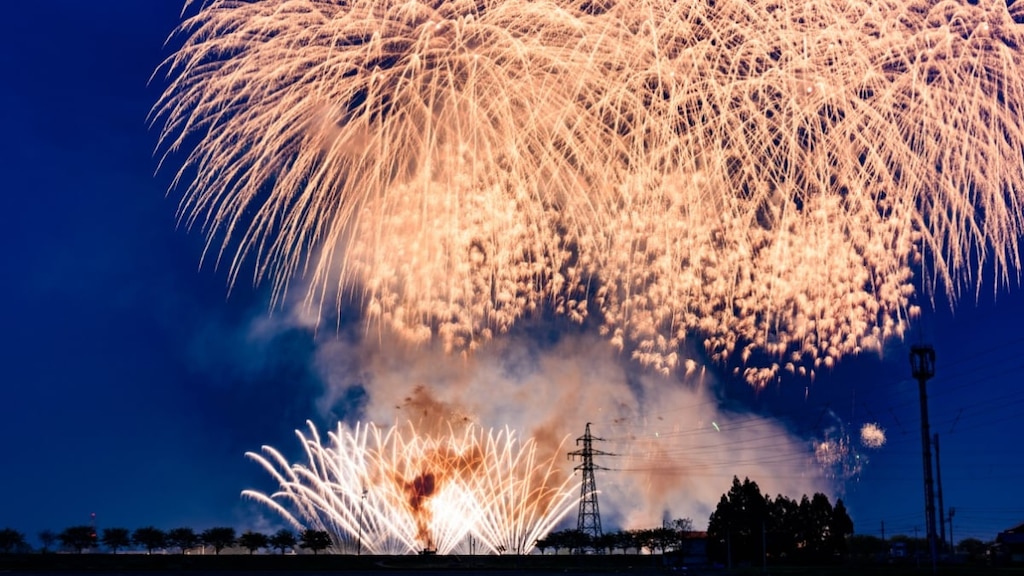 初めてでも安心！大曲の花火は日本最大級の競技花火の祭典