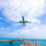 17エンドから見る下地島空港着理の飛行機