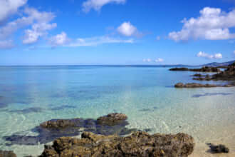 恩納村の希望が丘ビーチ