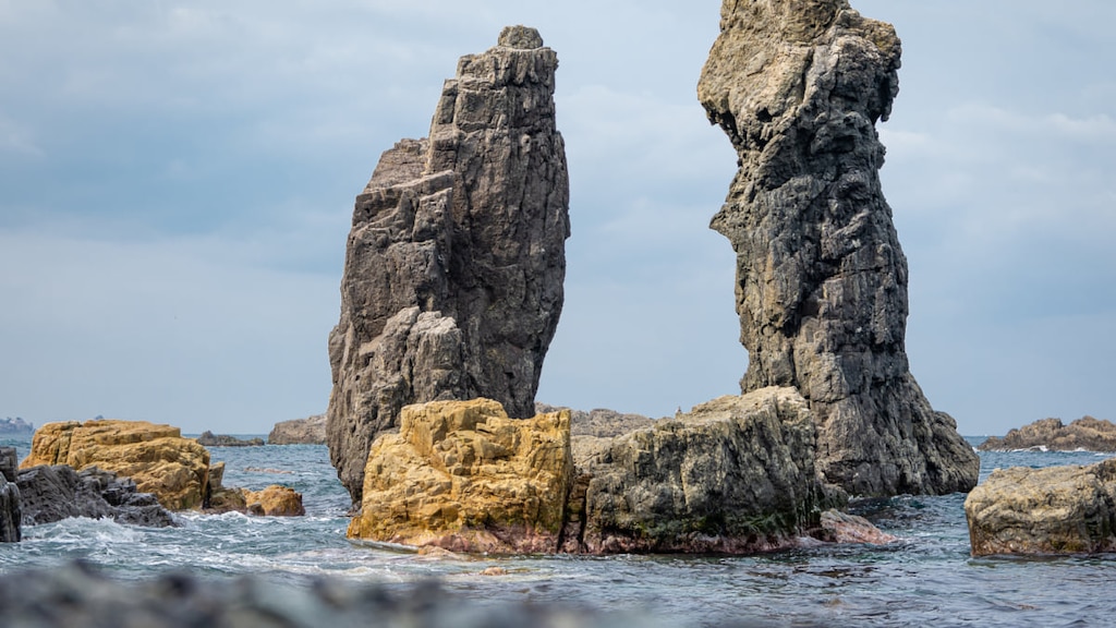 長門市の青海島は捕鯨と奇岩の島｜神秘の島・海上アルプスを旅しよう