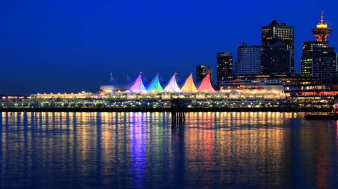 カナダプレイス