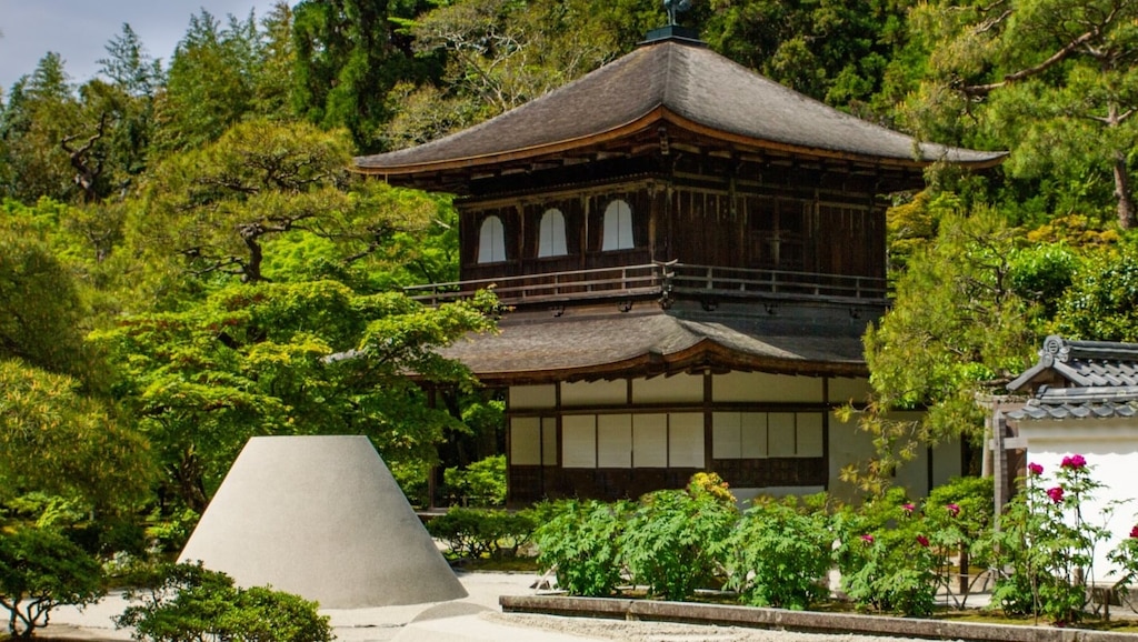 東山慈照寺「銀閣寺」の特徴・魅力・歴史をわかりやすく解説