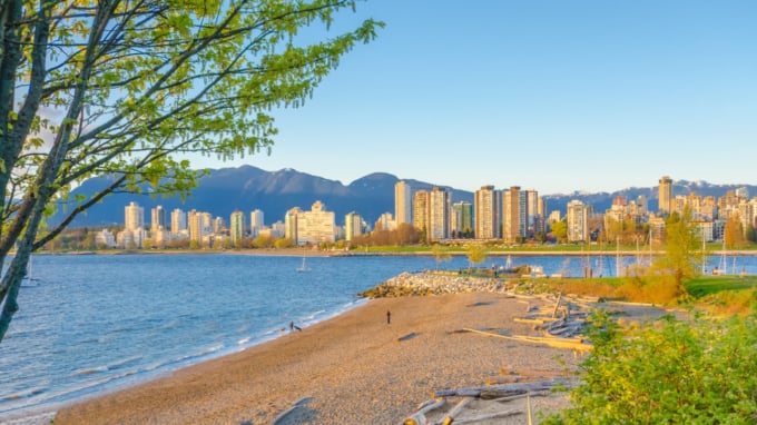 キツラノビーチ