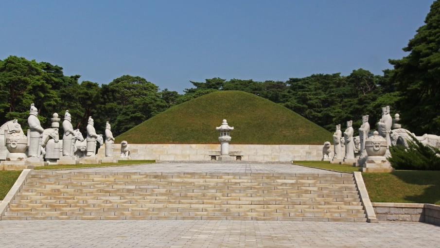 騎馬民族が描いた壁画が語る北朝鮮の世界遺産！高句麗古墳群