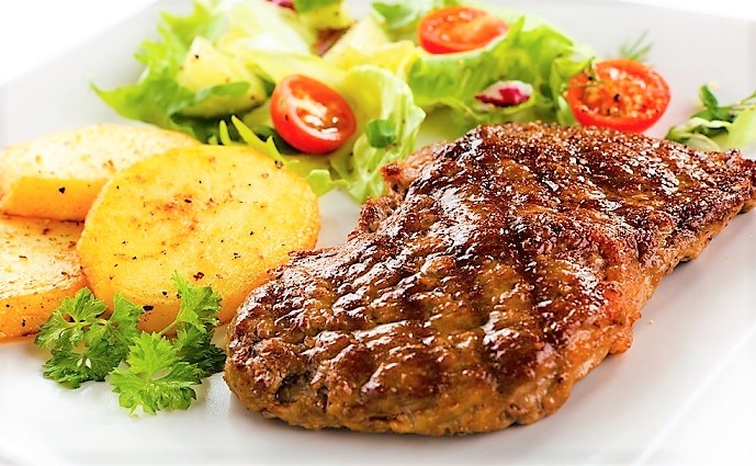 お肉好き必見！シンガポールのセントーサ島で絶品の肉料理4選