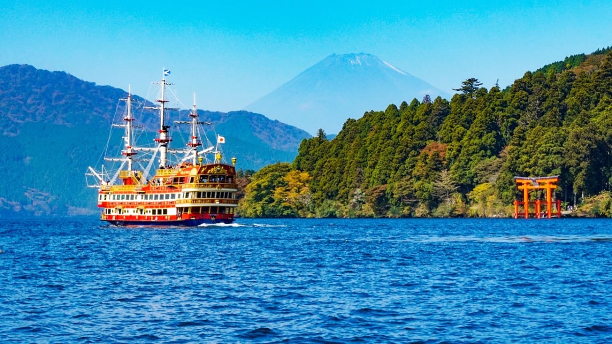 箱根といえば芦ノ湖は外せない 海賊船や周辺の観光情報もご紹介 Skyticket 観光ガイド