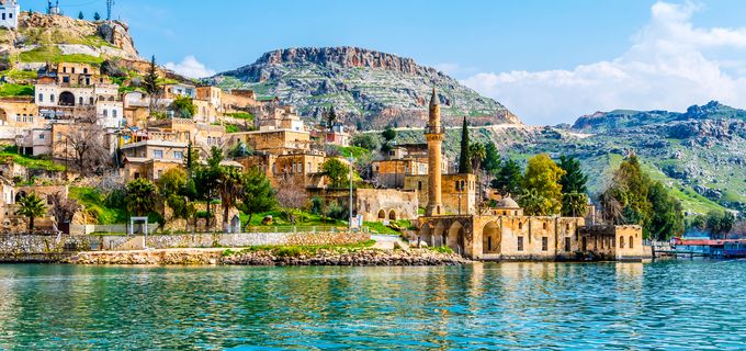 シャンルウルファ