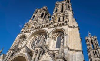 フランスのエーヌ県にあるラン大聖堂