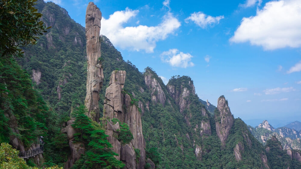 雲海から仙人が表れそうな景観に心癒される時 世界遺産三清山国立公園 Skyticket 観光ガイド