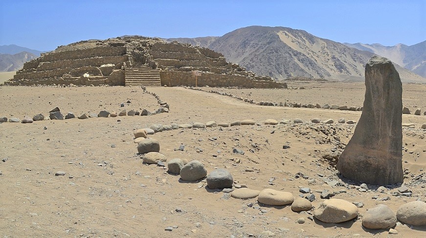 荒涼とした砂漠にあるペルーの世界遺産！神聖都市カラル・スーペ