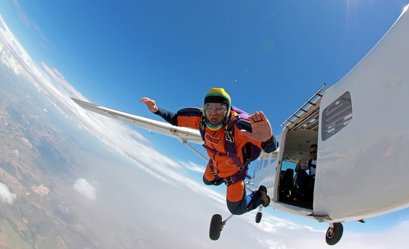 グアムでスカイダイビング 世界観が変わるドキドキ わくわく体験をしよう Skyticket 観光ガイド