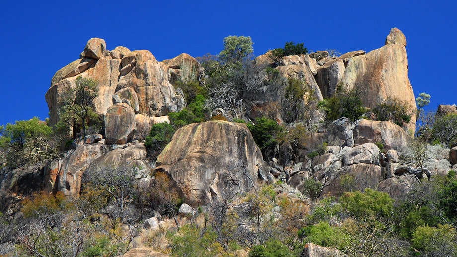 20億年以上前に形成されたジンバブエの世界遺産、マトボの丘群