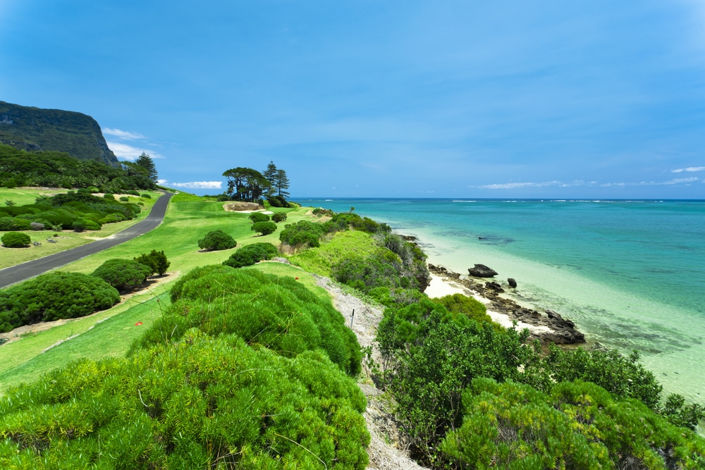 1日400人限定の楽園！オーストラリアの世界遺産ロード・ハウ諸島