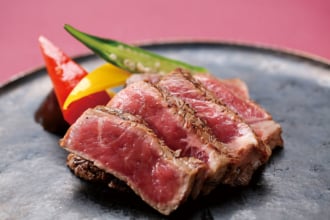 テーブルオーダー式バイキング実施