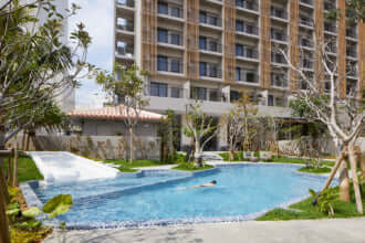 ストレータ那覇のプール